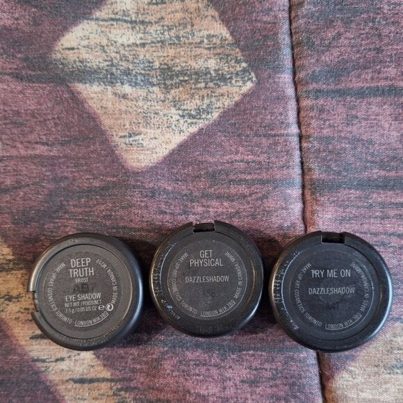 โจ๐ MAC Single Eyeshadow Bundle (3 Shades) | Cool-Toned Blues & Taupe ๐โจ - Picture 3 of 3